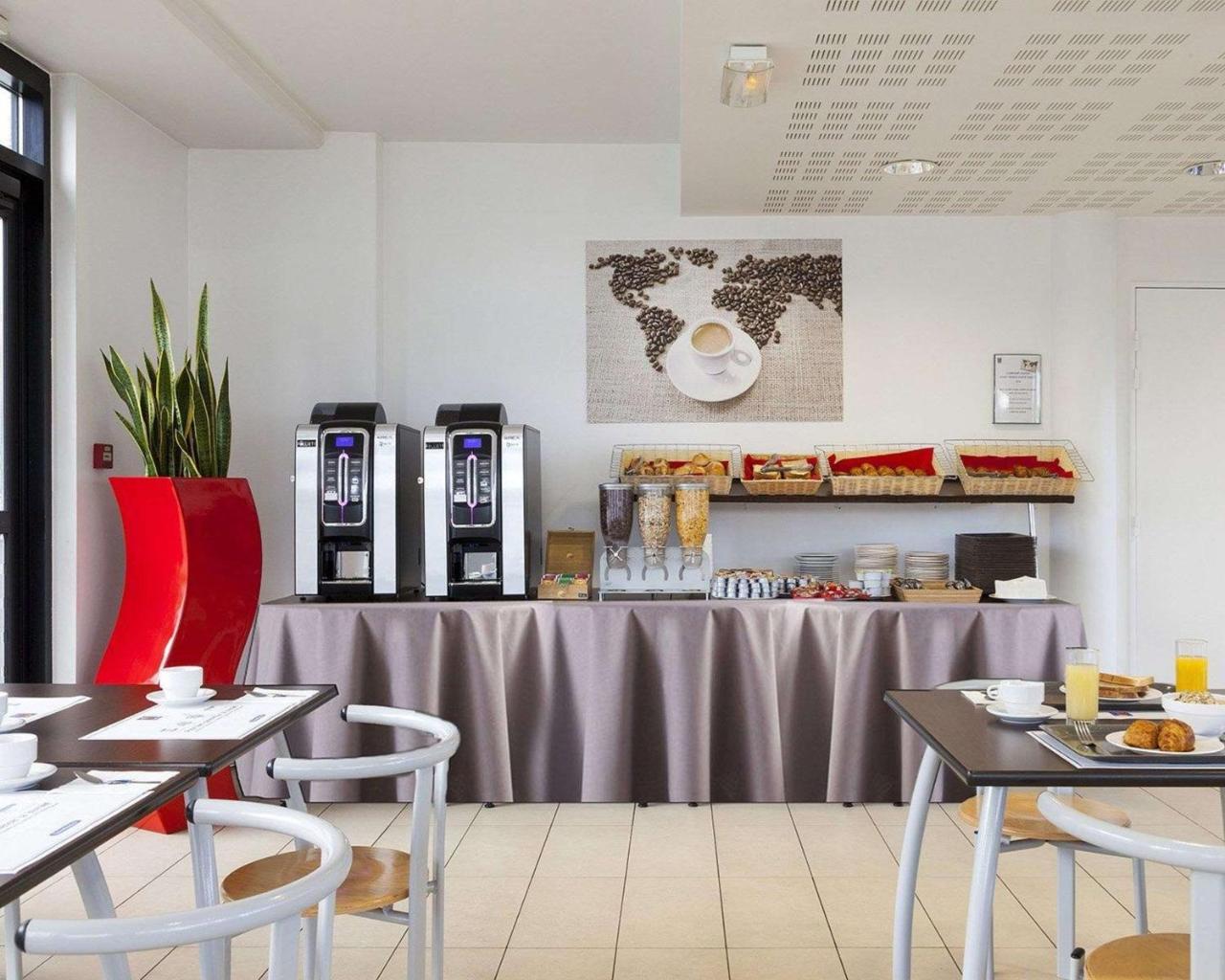 Comfort Suites Le-Port-Marly Paris Ouest Le Port-Marly Exterior photo