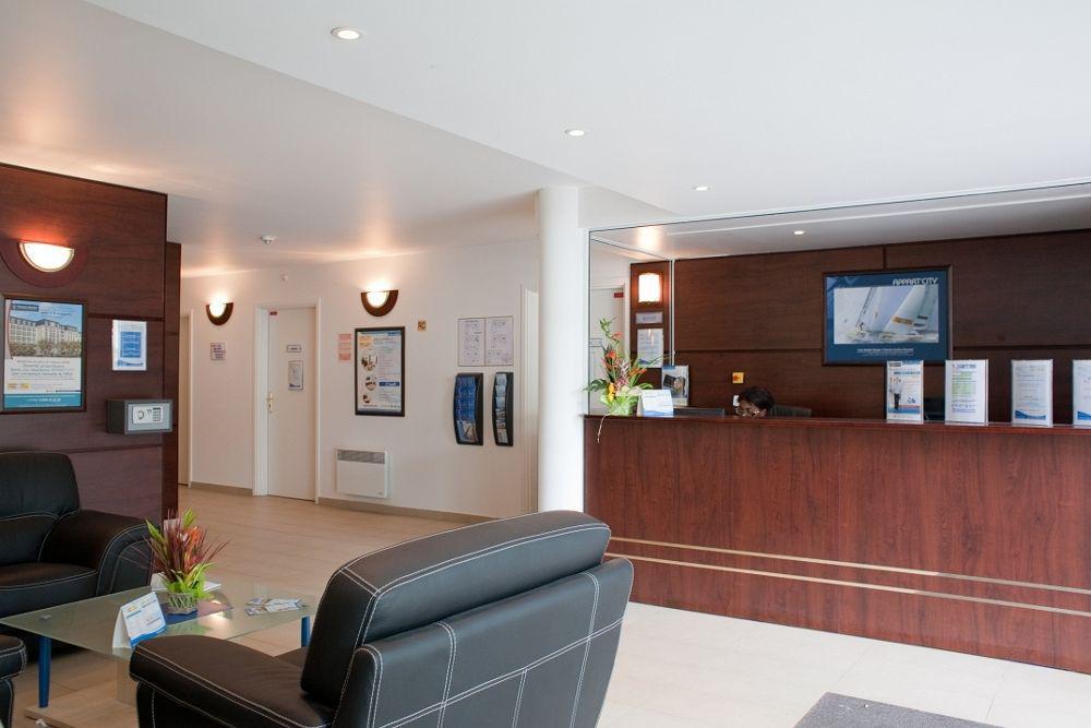 Comfort Suites Le-Port-Marly Paris Ouest Le Port-Marly Exterior photo