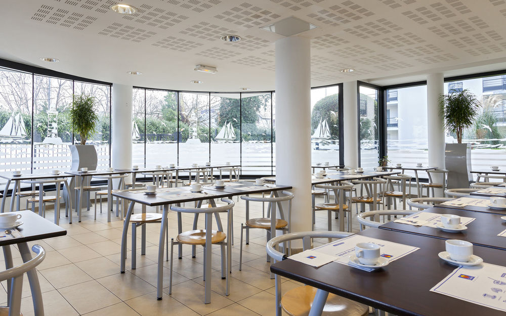 Comfort Suites Le-Port-Marly Paris Ouest Le Port-Marly Exterior photo